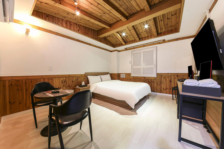 5, Gimhae Oedong Daonda Hotel, Gimhae