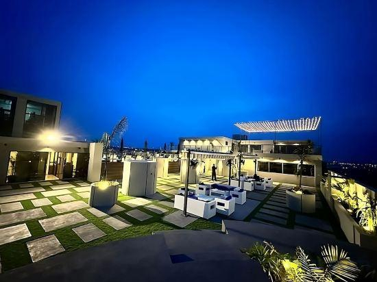 1, The Skyluxe, Islamabad