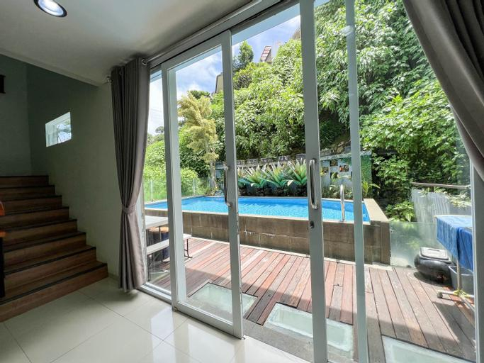 Others 3, Villa Amethyst Dago Pakar M-18 4Br with Private Hot Pool (Family Only), Bandung