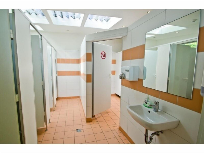 Bathroom 4, Campinghotel Eulenburg - Hostel, Osterode am Harz