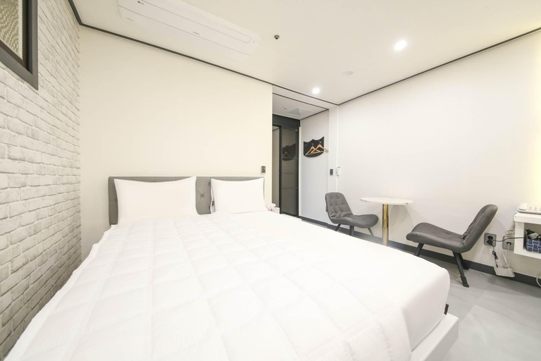 Bedroom 3, Changwon Masan Jamjari Hotel, Masan