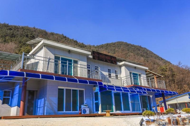 Exterior & Views 1, Danyang dandelion pension, Danyang