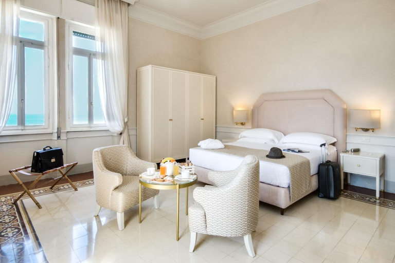 Bedroom 3, Grand Hotel Royal, Lucca