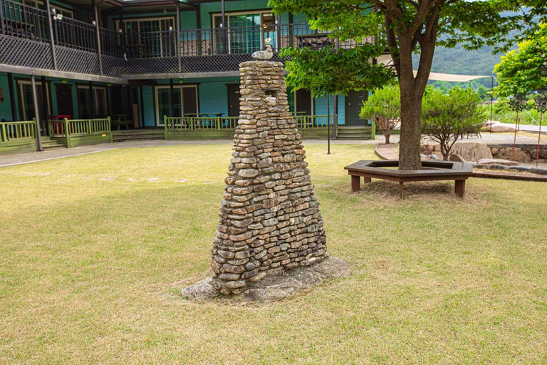 Others 4, Sokrisan Jayeon Pension, Mungyeong