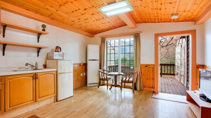 Others 3, Gapyeong Mobly Pension, Gapyeong