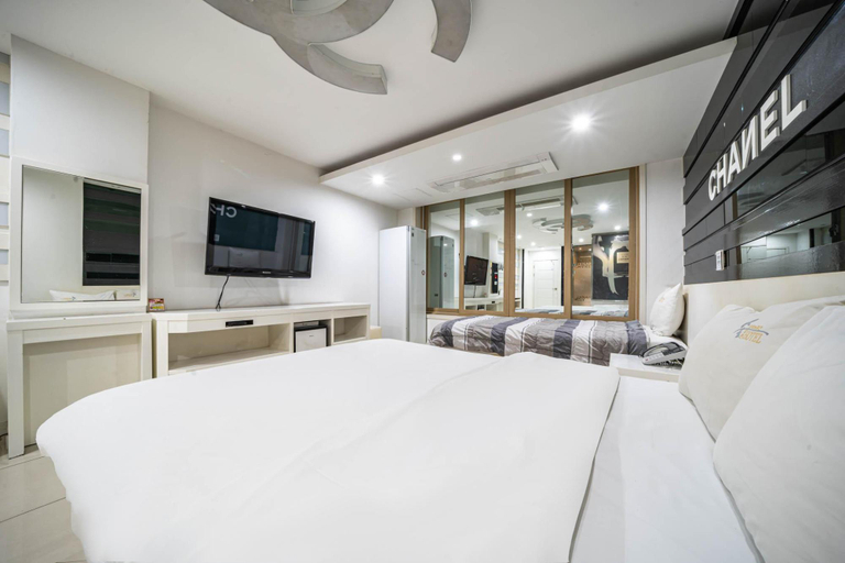Bedroom 2, Gwangju Sangmu Dew Hotel (D’you Hotel), Gwangsan