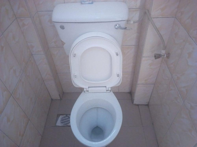Bathroom, Maya Hotel, Kesses