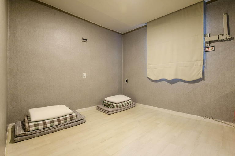 Bedroom 2, Pocheon (Idongmyeon) Baegun, Pocheon