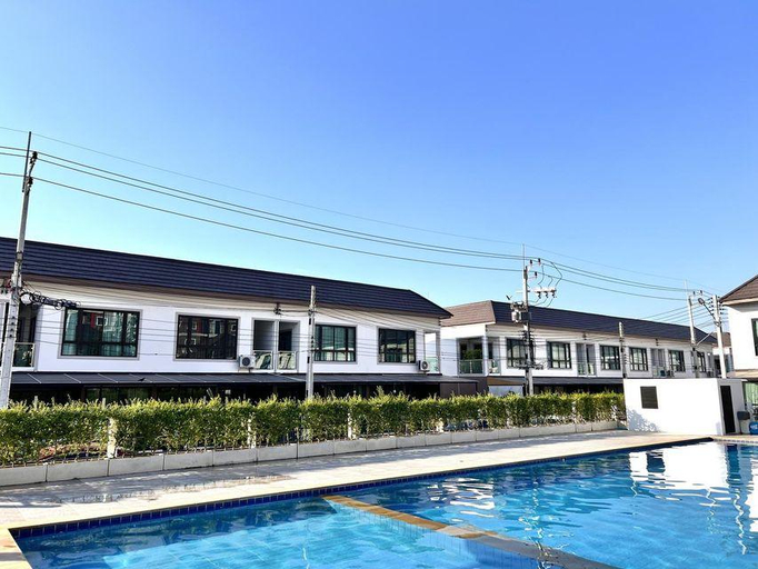 3, Pattaya Tay Emperor Holiday townhouse, Bang Lamung