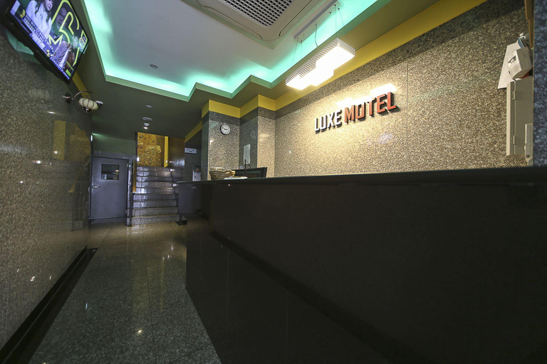 Others 5, Dobong (Banghak Station) Lux, Dobong