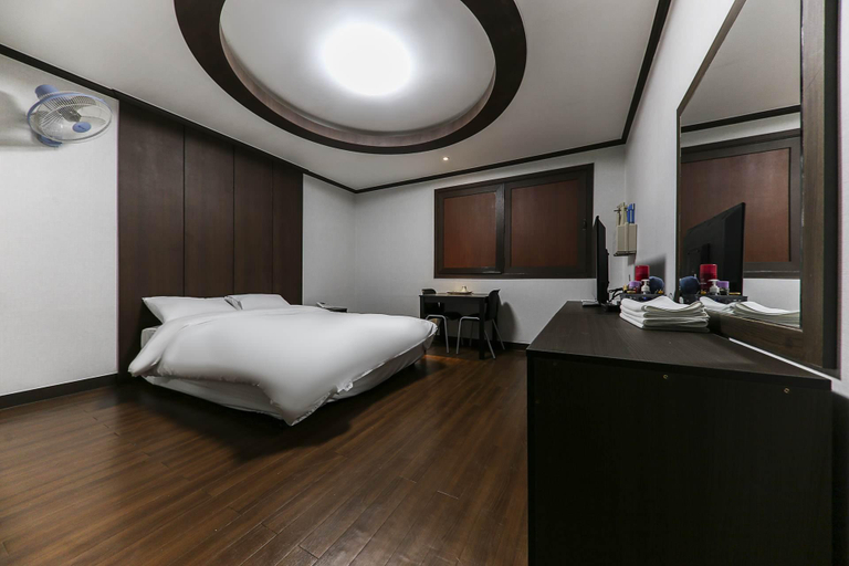 Bedroom 2, Boryeong Joao Motel, Boryeong