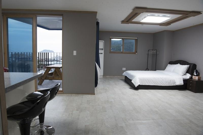 Bedroom 3, Geoje Soleil Pension, Geoje