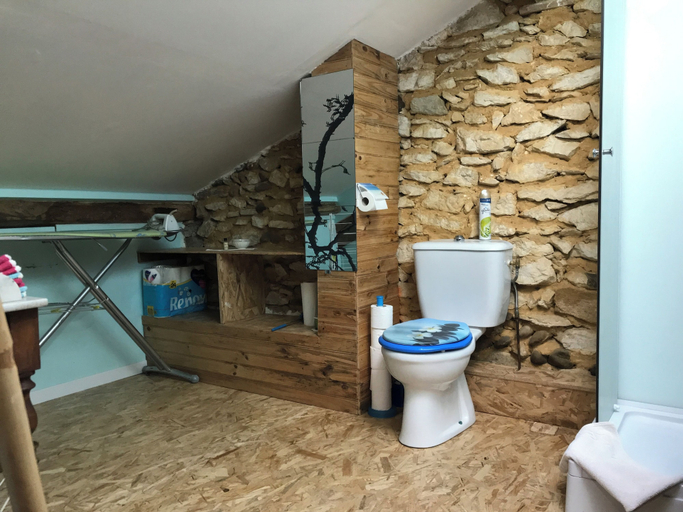 Bathroom, Chambres Bambou & Corail & Music, Landes