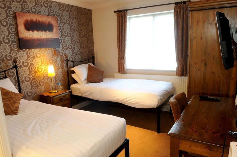 Bedroom 2, Red Lion, Wigan by Marston's Inns, Lancashire