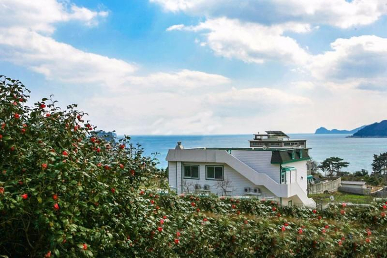 Others 4, Geojedo White Pension, Geoje