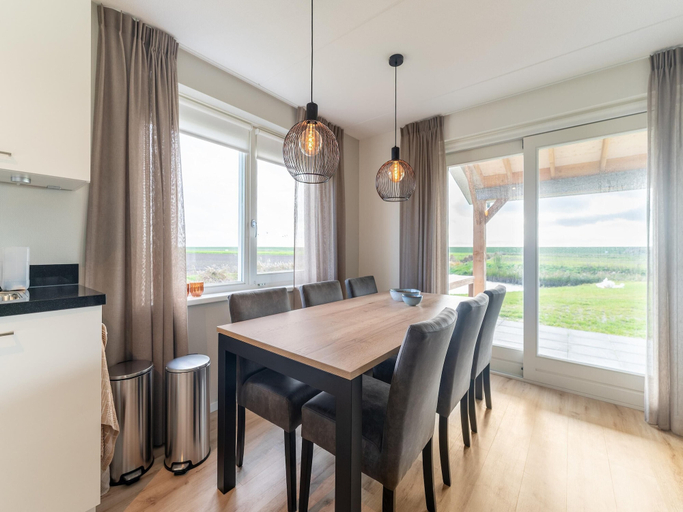 Others 5, House Near Scherpenisse Beach With Garden, Tholen