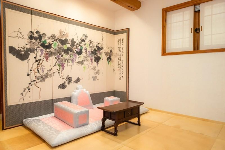 Others 2, Joseon Royal Residence, Yeoncheon