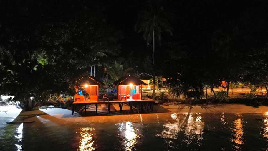 Public Area 3, Cozzy Saukabu Homestay, Raja Ampat