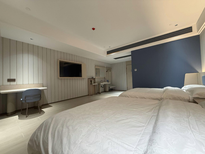 Bedroom 2, Nanhao Business Hotel, Maoming