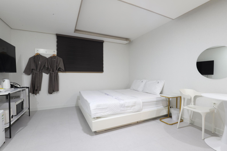 Bedroom 2, Pohang Ocheon Vinastay unmanned hotel, Pohang
