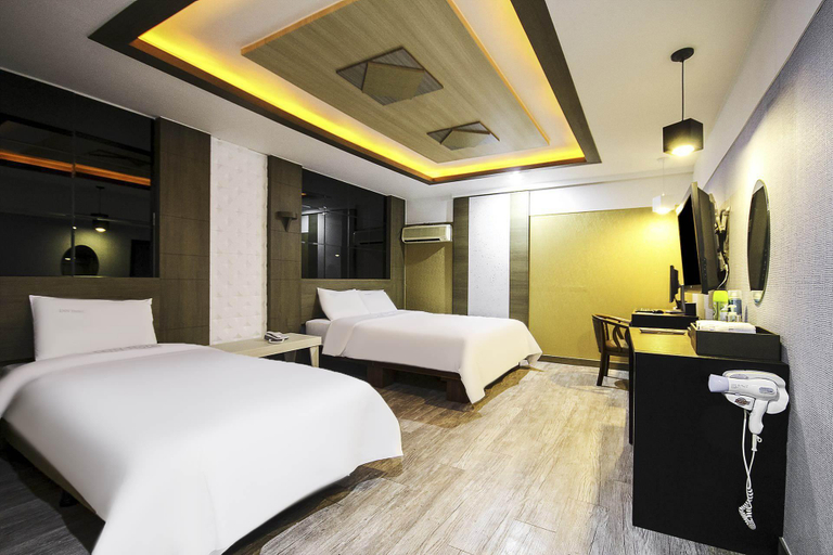 Others 5, Iksan INN, Iksan