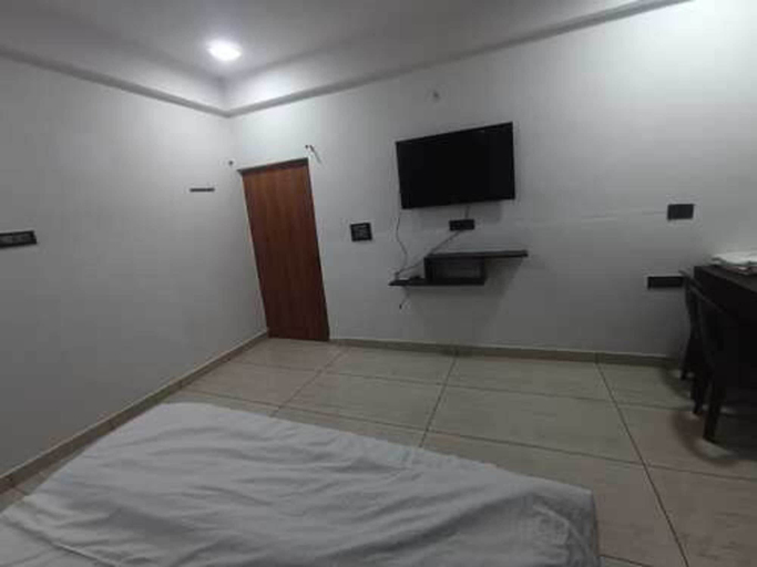 Room 3, Hotel Vivara, Lucknow