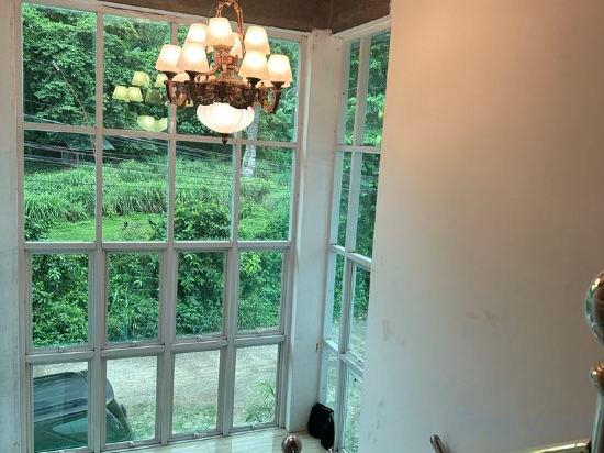 3, Brown Street Cafe and Vacation House, Batangas City