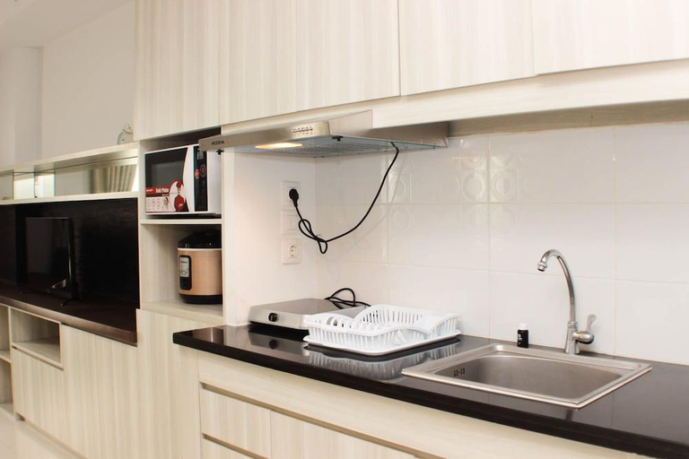 5, Cozy Studio At Azalea Suites Apartment, Cikarang
