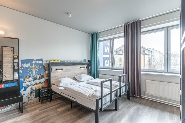 Bedroom 3, a&o Munich Laim, München