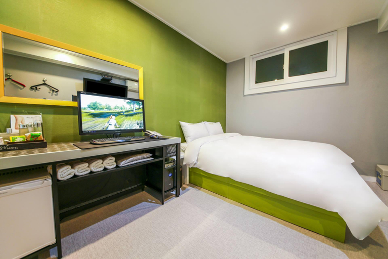 Bedroom 3, Chungju Healing Self Check-in Motel, Chungju