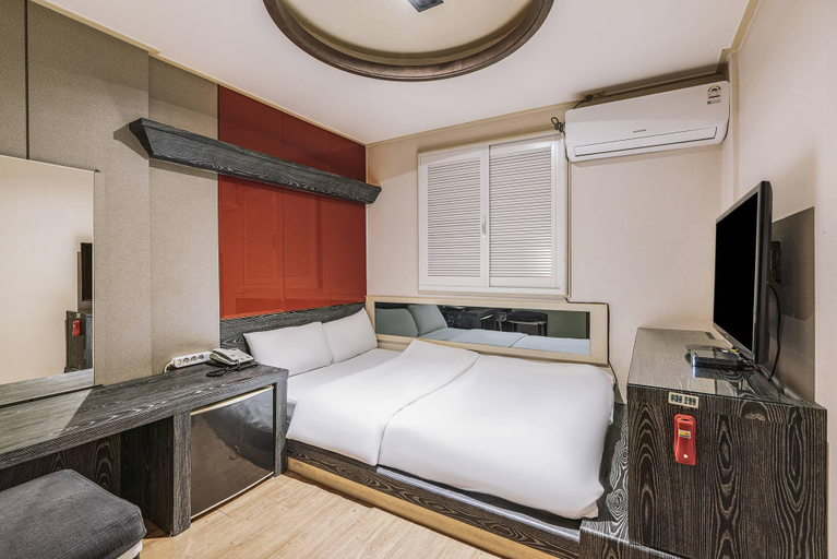 Bedroom 3, Hwagok Love Letter, Gangseo