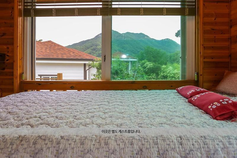 Others 3, Yesan Aria O2 Pension, Yesan