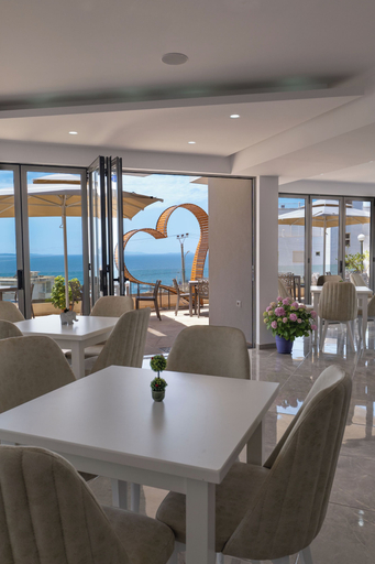 Food & Drinks 4, Sea View Hotel, Sarandës