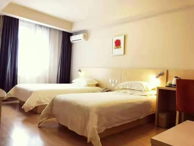 Bedroom 3, Jinjiang Inn (Beijing Tian'anmen Square Hepingmen Subway Station), Beijing