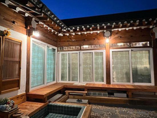 1, Traditional House Hotel Andong Villa, Andong