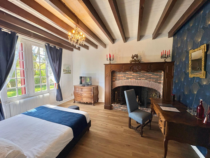 Bedroom 2, Domaine du cheval d’argent, Haute-Garonne