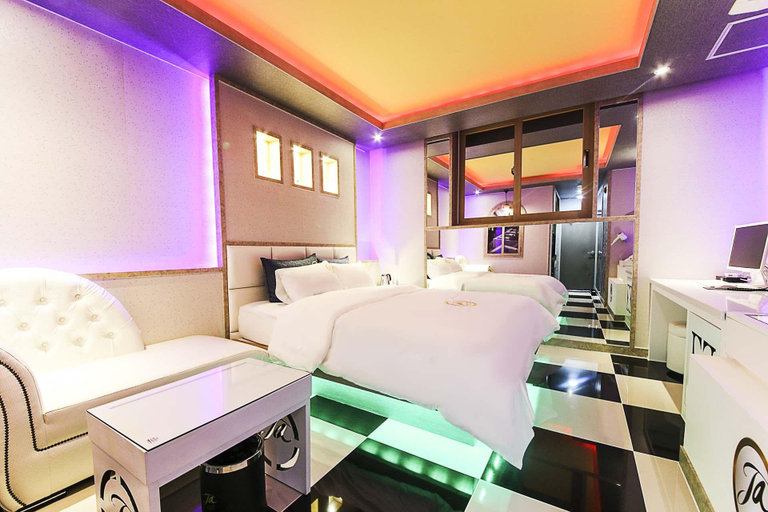Bedroom 3, Cheonan Star Self check-in Motel, Cheonan