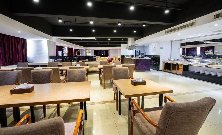 Food & Drinks 5, Shuanglong Plaza Hotel, Jiangmen