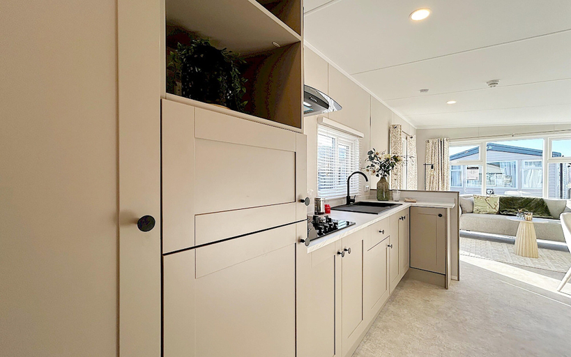 Private kitchen 5, Comfortable Family Chalet in Hollum, Ameland