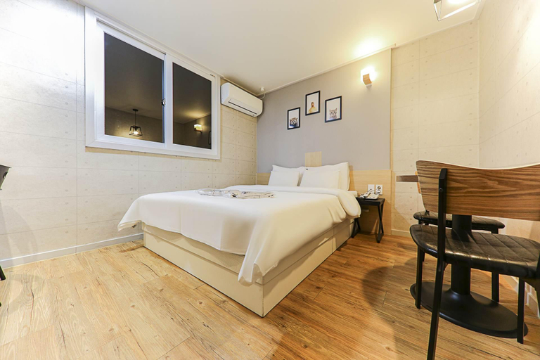 Bedroom 3, Cheonan Hue Hotel, Cheonan