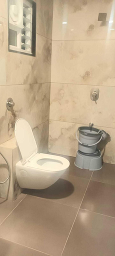 Bathroom 5, Hotel Shiv Shakti, Rajkot