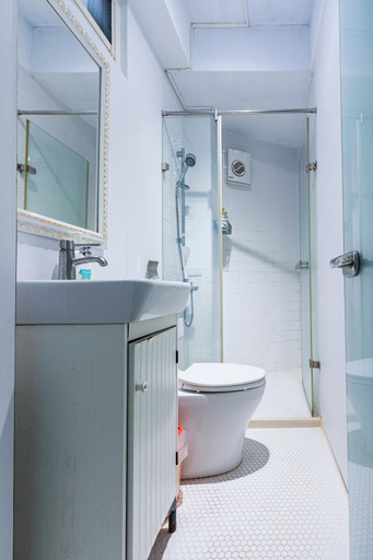 Bathroom 3, My Ocean Villa Yueya Tong Sea View Homestay, New Taipei City