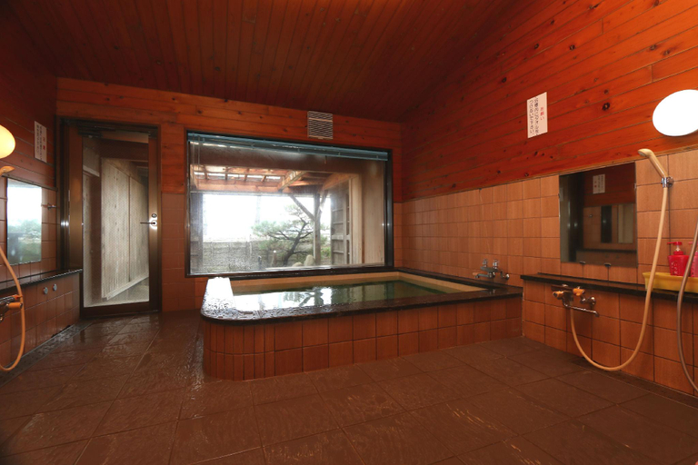 Bathroom 2, Ryokan Oomasa, Karatsu
