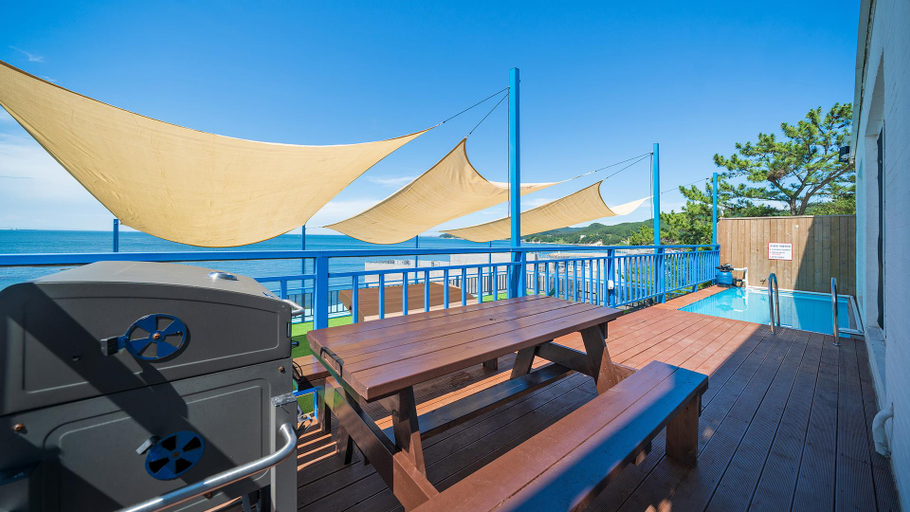 Others 2, Pohang Blue Ocean Pension, Pohang