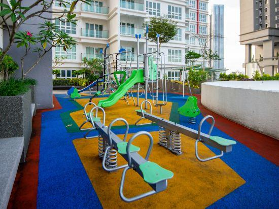 4, TriTower Suites Johor Bahru Near JB CIQ, JBCC & Capri, Johor Bahru