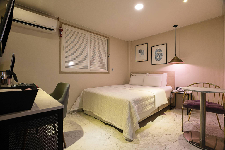 Bedroom 3, Osan Seven, Pyeongtaek