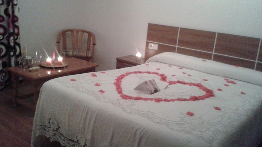Bedroom 4, Hostal Restaurante Torrente, Almería
