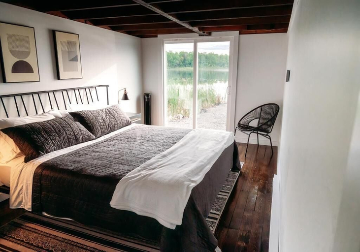 Room 5, Vanderkamp, Oswego