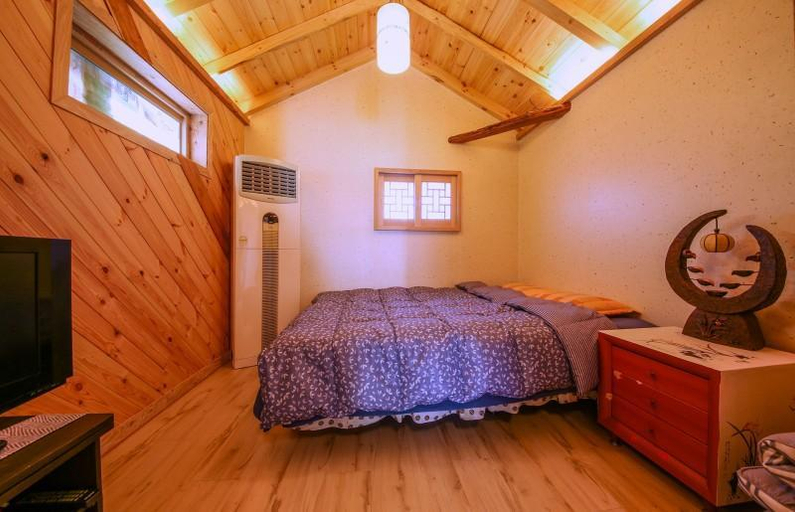Bedroom, Ganghwa Island Beach Forest Pension, Ganghwa