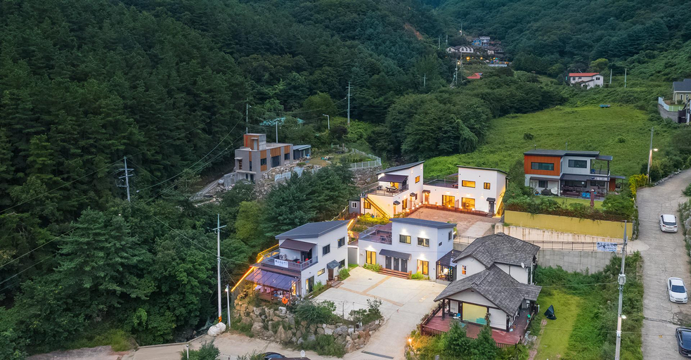 Others 2, Yangpyeong Chorokbam Pool Villa Pension, Gapyeong